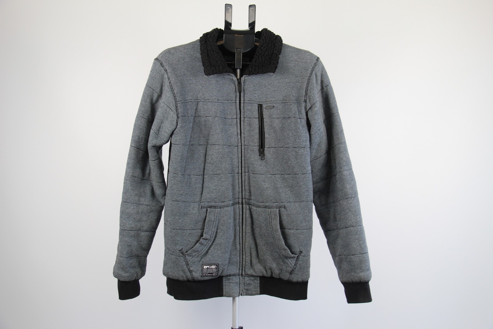 Rip Curl grey zip jacket size 16 sherpa lined