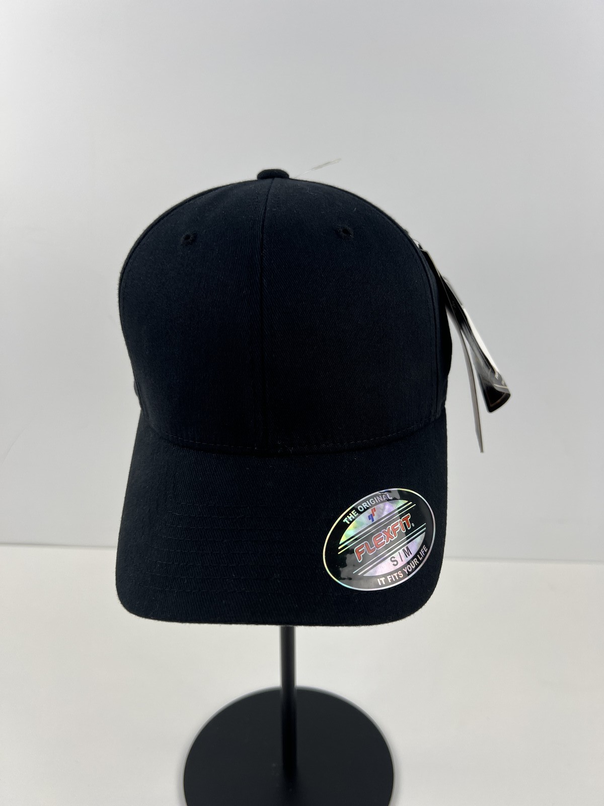 Flexfit by Yupoong Black Stretch Fitted Cap S-M