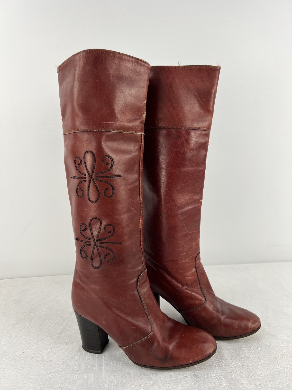 InZAP Burgundy Leather Knee High Heeled Boots EU 35