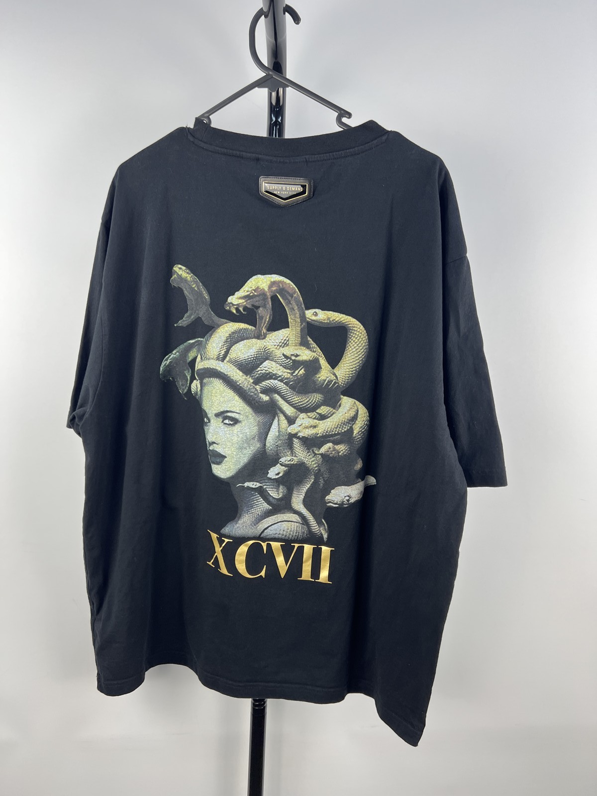 Supply & Demand NYC Black Graphic T-Shirt 2XL Medusa Snakes XCVII
