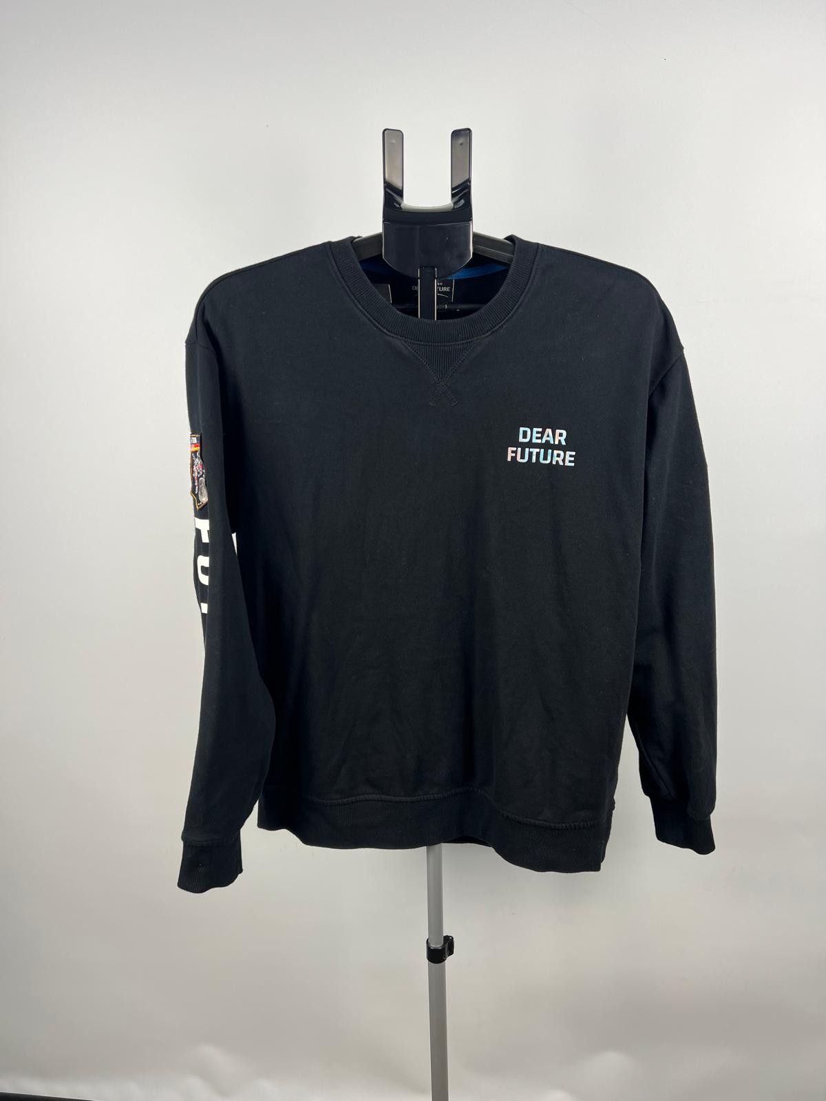 Giordano Dear Future Black Crewneck Sweatshirt Size L